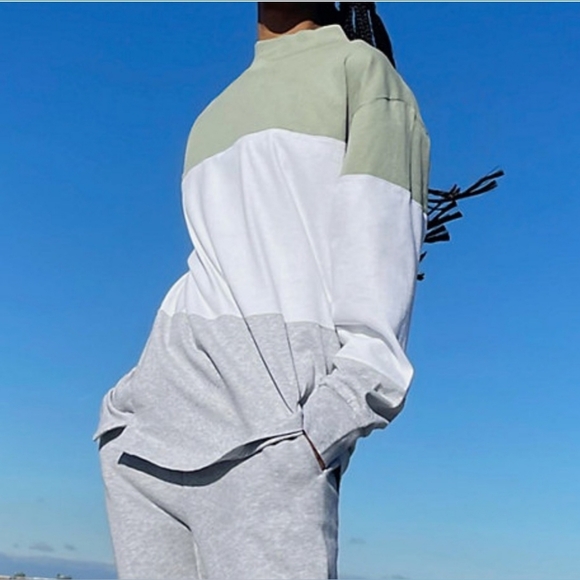 TNA Tops - Aritzia Tna Beale Moxk-Neck Long sleeve Color-Block Cotton Top Oversized Size S